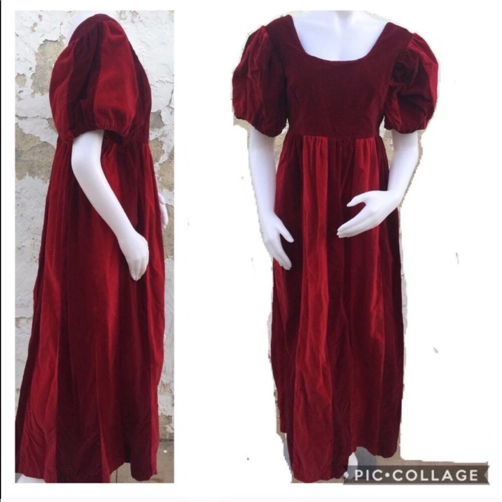 Couriers Edwardian Steampunk Velvet gown medieval